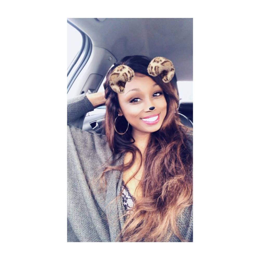 Meet your Posher, Je'nai